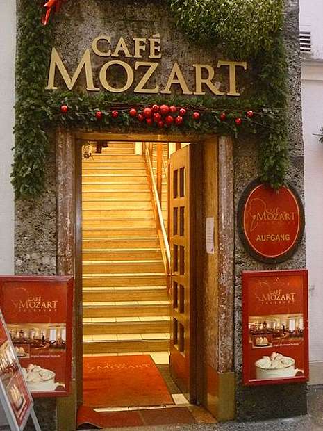 Il "Café Mozart" nella Getreidegasse