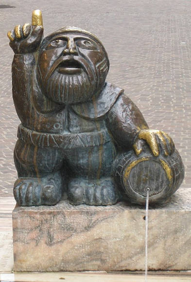 La statua Dwarf a Klagenfurt